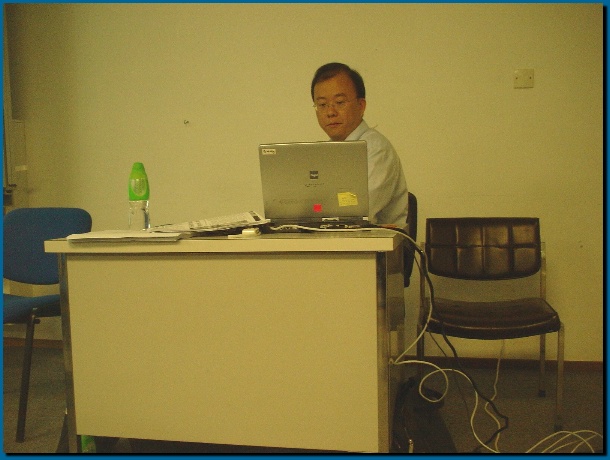 602x451 pixels (97K)